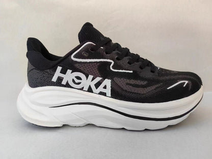 HOKA Clifton 10 Running Shoes - Black/White